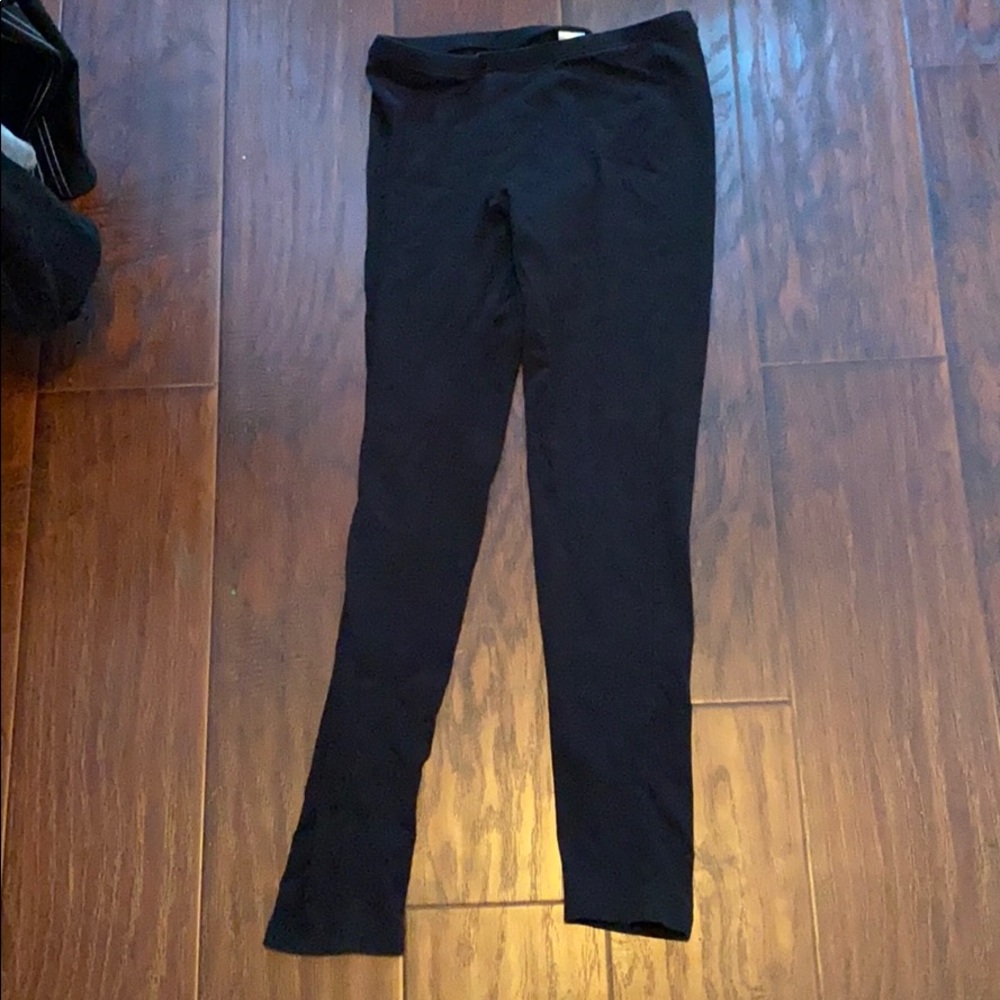 black leggings